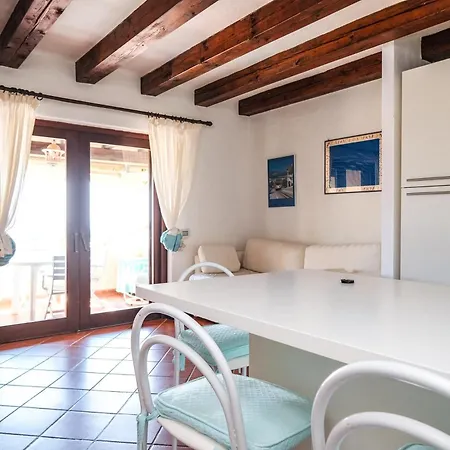 Eliana Yacht & Golf * Puntaldia
